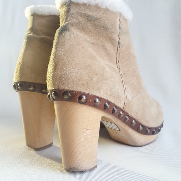 Barneys New York Tan Heeled Boots - Picture 6 of 9